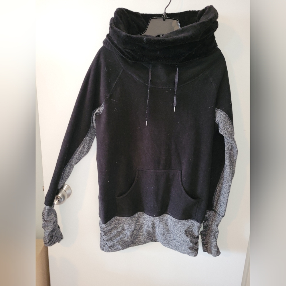 Rare, limited edition Lululemon sweatshirt.